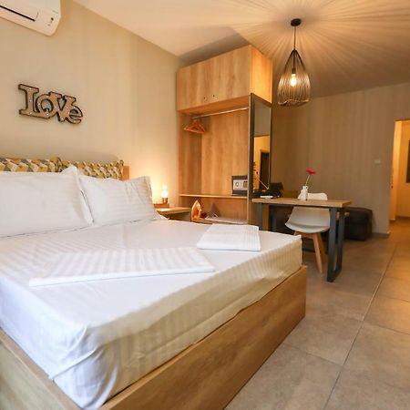 סנדנסקי Artemis Apartments מראה חיצוני תמונה