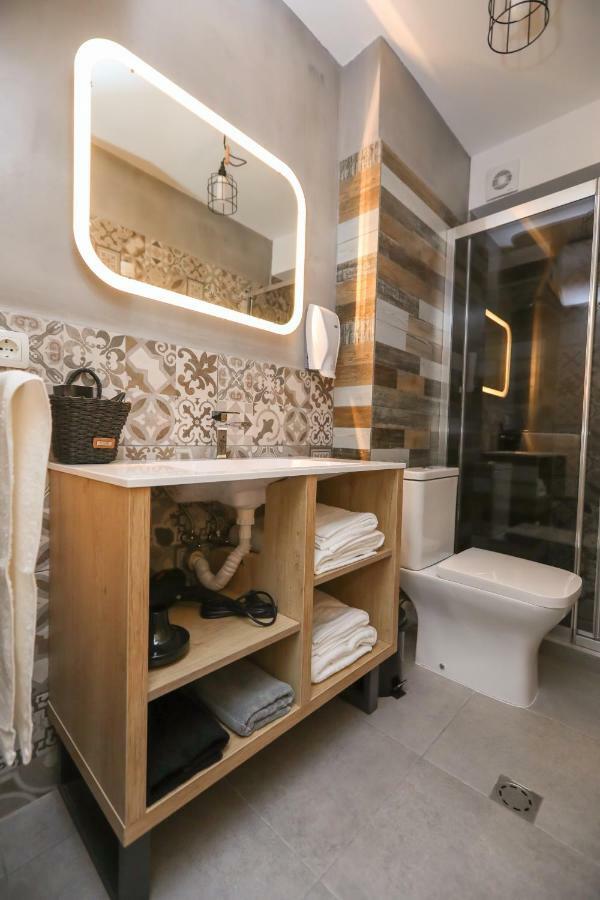 סנדנסקי Artemis Apartments מראה חיצוני תמונה